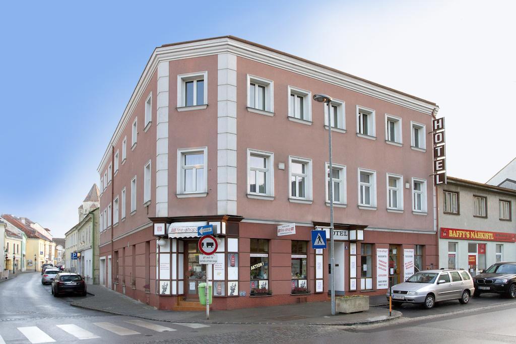 Hotel Zur Sonne Korneuburg Eksteriør bilde